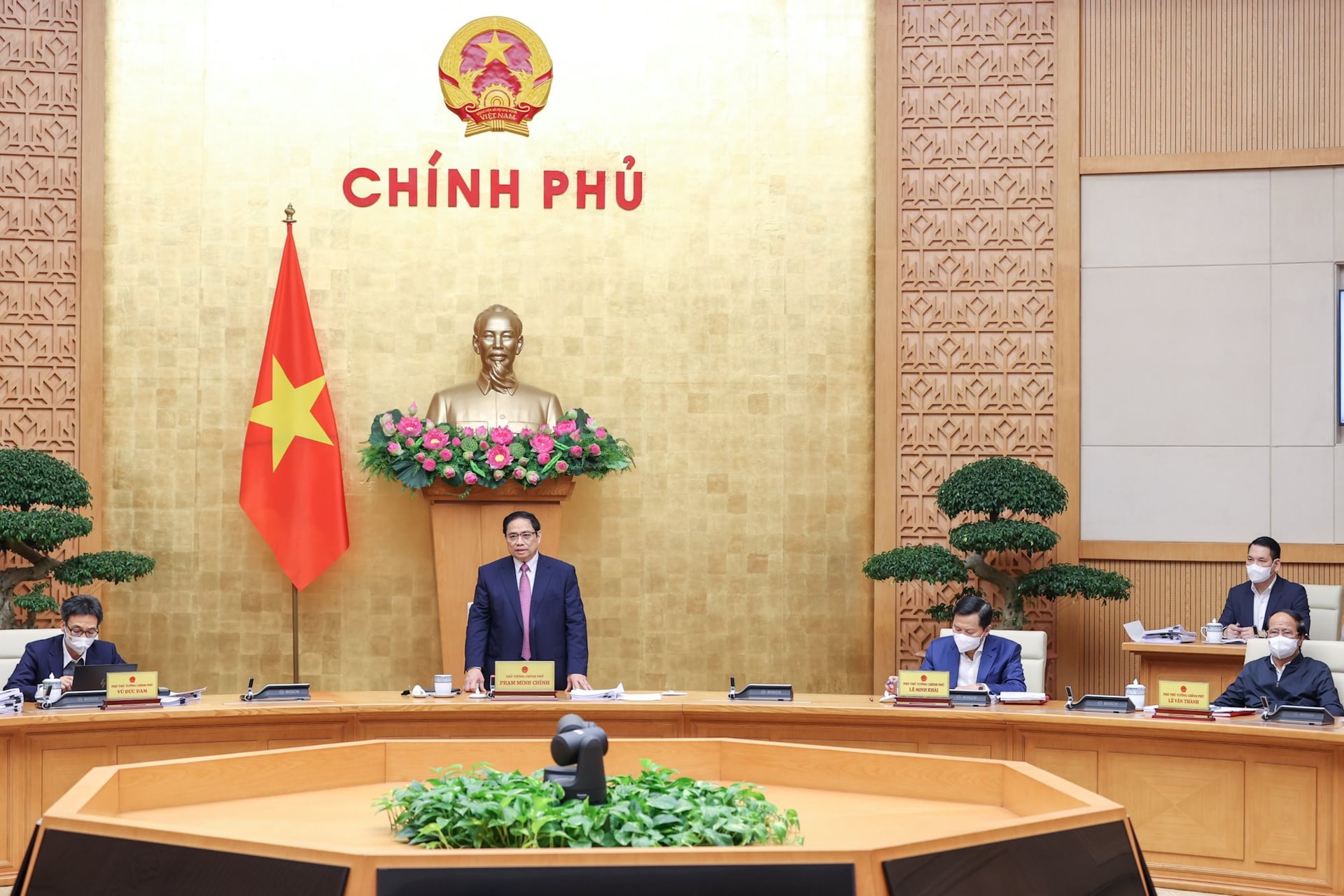 Chính phủ họp phiên chuyên đề thứ ba về xây dựng pháp luật trong năm 2022