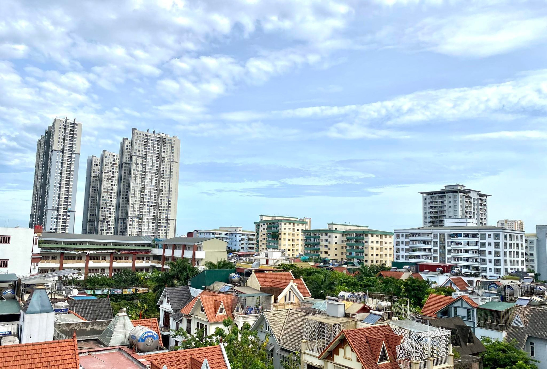 Chung cư Hà Nội và Thành phố Hồ Chí Minh đồng loạt tăng giá