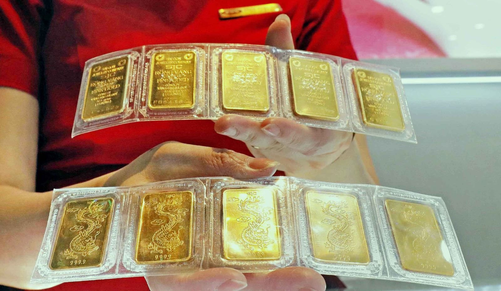 Giá vàng trong nước giảm đến 150.000 đồng/lượng