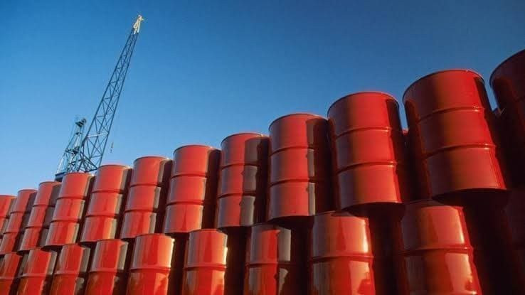Bủa vây giữa rủi ro suy thoái, cuộc khủng hoảng năng lượng vẫn là điểm tựa cho giá dầu thô