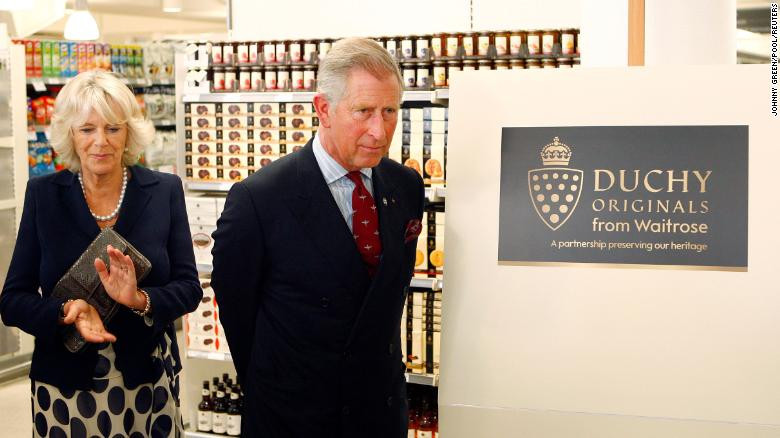 Doanh nghiệp thực phẩm hữu cơ triệu USD của Vua Charles III