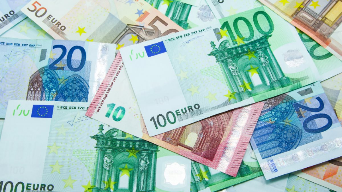 Đồng Euro và bảng Anh tăng vọt, USD chững lại khi các tài sản rủi ro hấp dẫn nhà đầu tư
