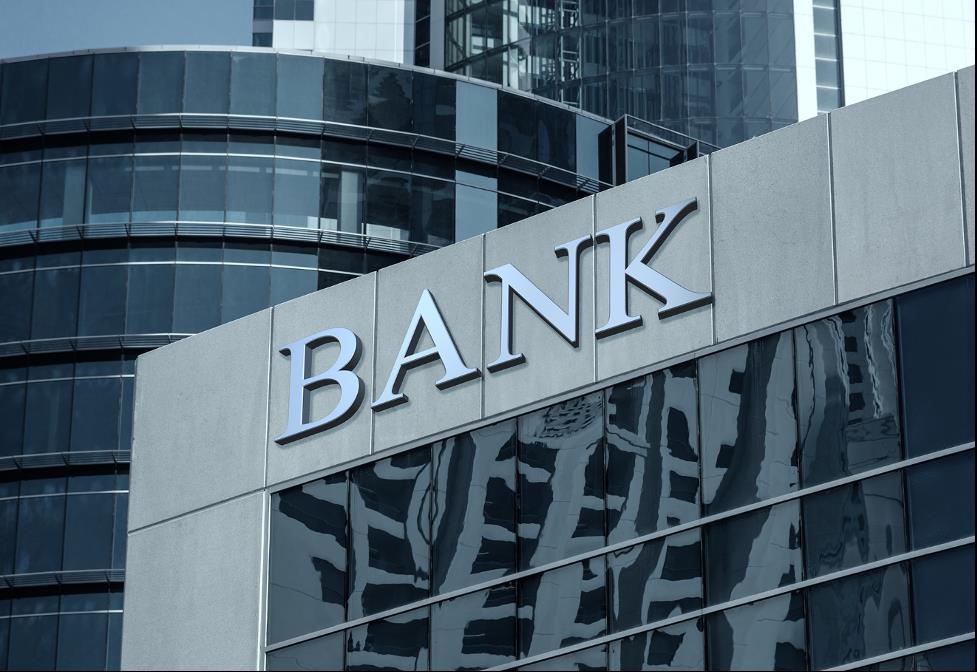 Chuyên gia DNSE: Ngành ngân hàng và bất động sản chưa triển vọng trong ngắn hạn