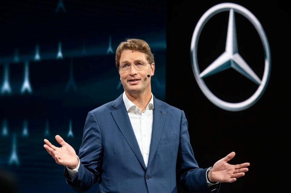 CEO Mercedes Benz: "Xe hạng sang sẽ dẫn đầu quá trình chuyển đổi sang xe điện"