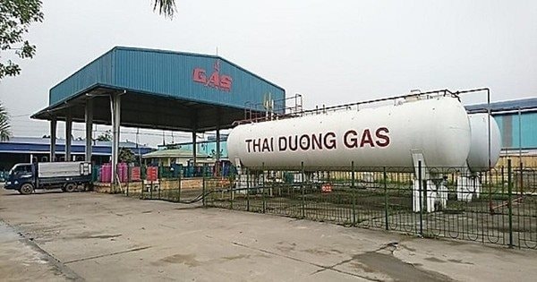 Doanh nghiệp bán gas lãi quý 3 gấp 12,5 lần cùng kỳ, cổ phiếu vẫn "trôi" về vùng đáy 14 tháng