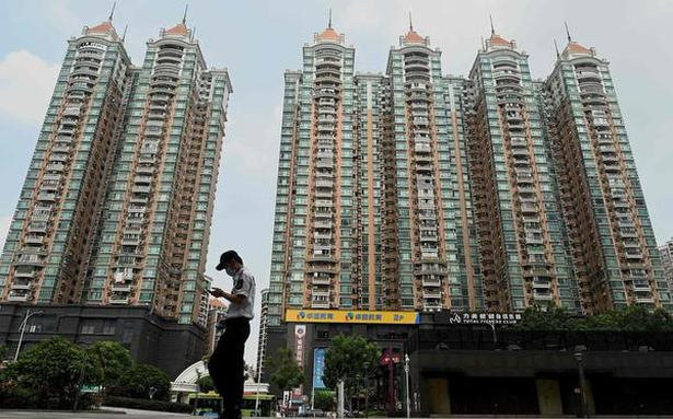 Chính quyền các thành phố Trung Quốc mua nhà số lượng lớn để hỗ trợ thị trường bất động sản 