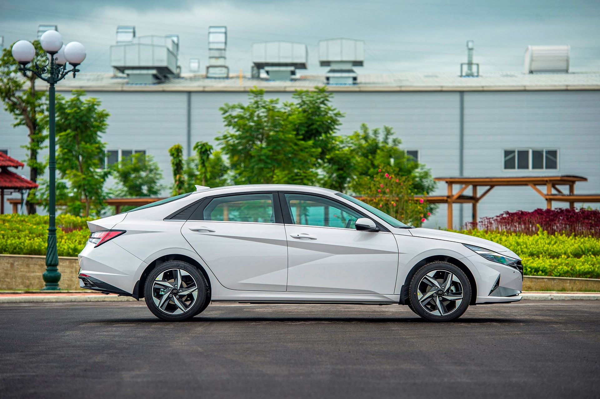 all-new-elantra-2.0-2.jpg