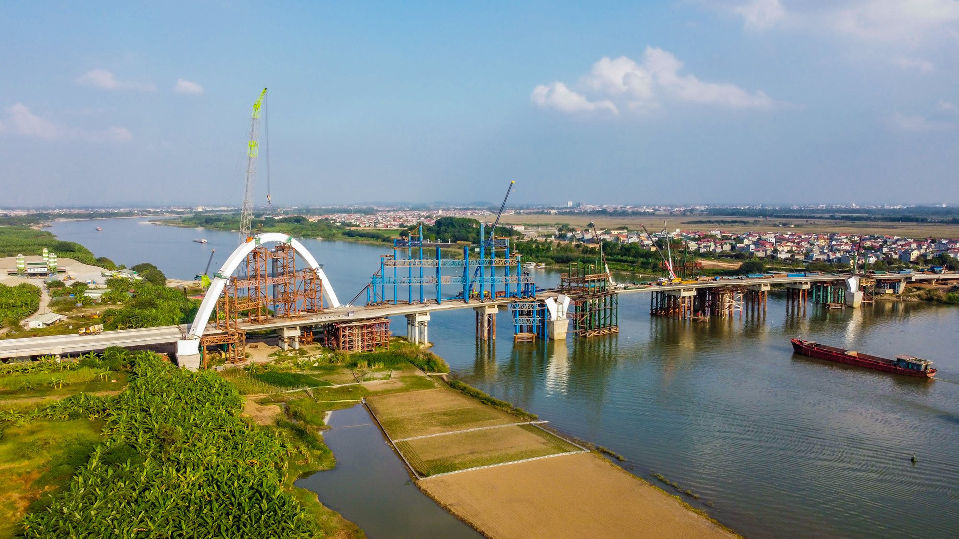 Cận cảnh cây cầu đắt nhất tỉnh Bắc Ninh sắp hoàn thành