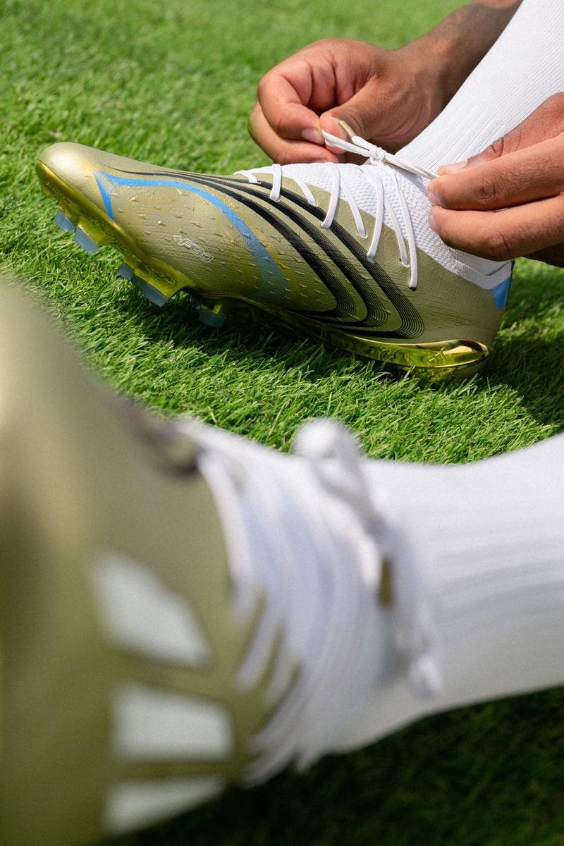 https___hypebeast.com_image_2022_11_adidas-football-messi-world-cup-boots-4.jpg