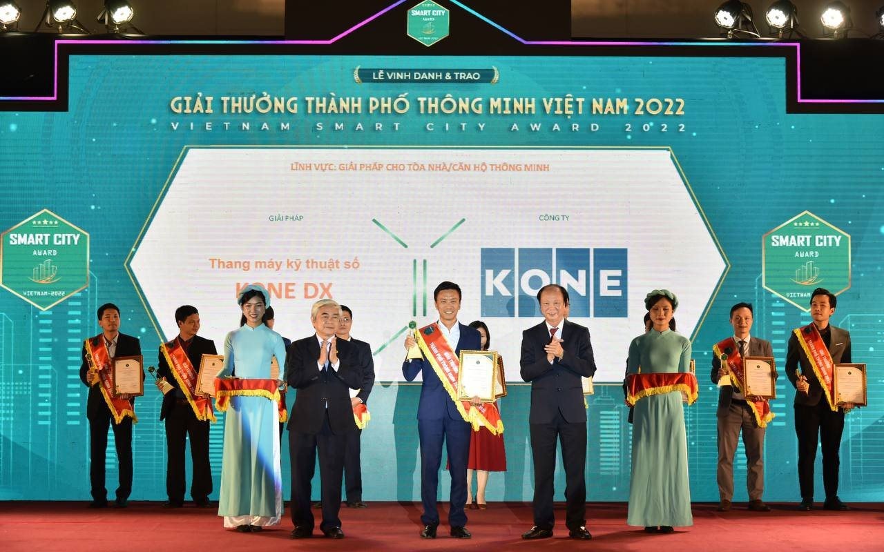 KONE Việt Nam trở thành công ty thang máy tiên phong nhận Giải thưởng Thành phố Thông minh 2022