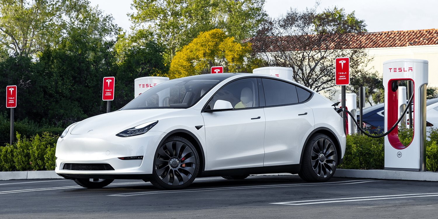 Tesla tiếp tục thống trị thị trường xe điện Mỹ, khoảng cách đang bị các đối thủ thu hẹp dần