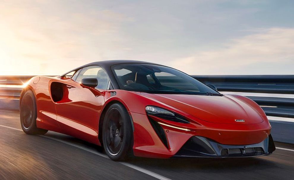 McLaren bán bộ sưu tập xe quý trị giá gần 3.000 tỷ đồng để gọi vốn "khẩn"