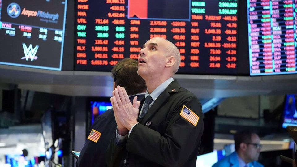 "Nỗi ám ảnh" xuyên suốt năm 2022 dẫn tới cú sập tồi tệ nhất 3 tháng của Dow Jones