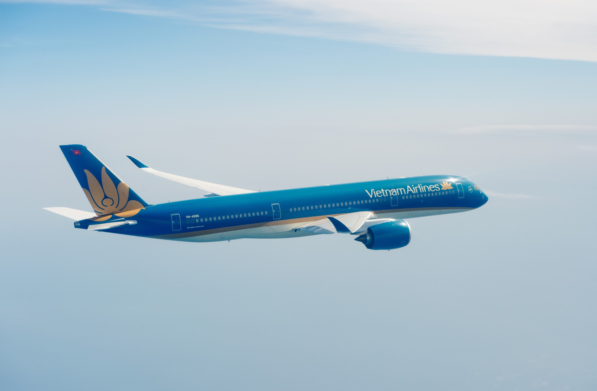 Vietnam Airlines sắp tặng một chuyến bay khứ hồi miễn phí cho người lao động ở miền Nam trở về thăm quê ở miền Bắc trong dịp Tết nguyên đán