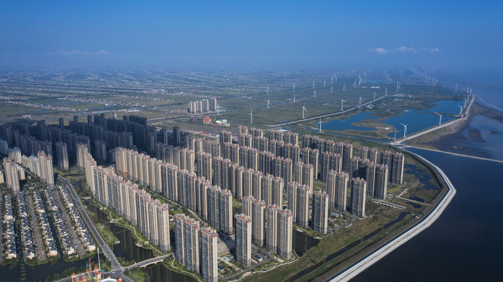 Trung Quốc cân nhắc cứu các doanh nghiệp bất động sản “quá lớn để sụp đổ”