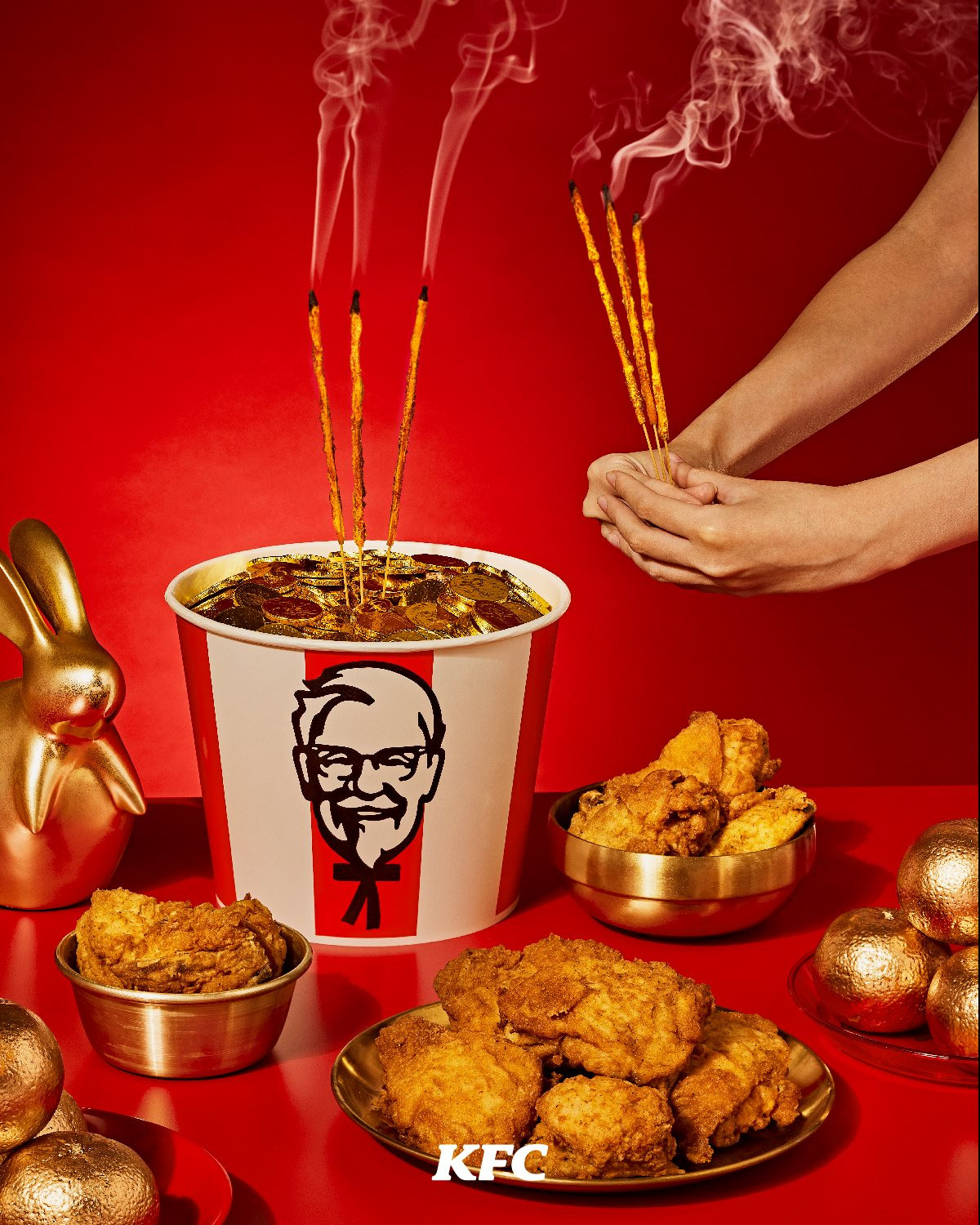 'Gà nhang khói' - sản phẩm độc lạ KFC Thái Lan dành riêng cho dịp Tết khiến dư luận xôn xao loại này nên hít hay nên nhai