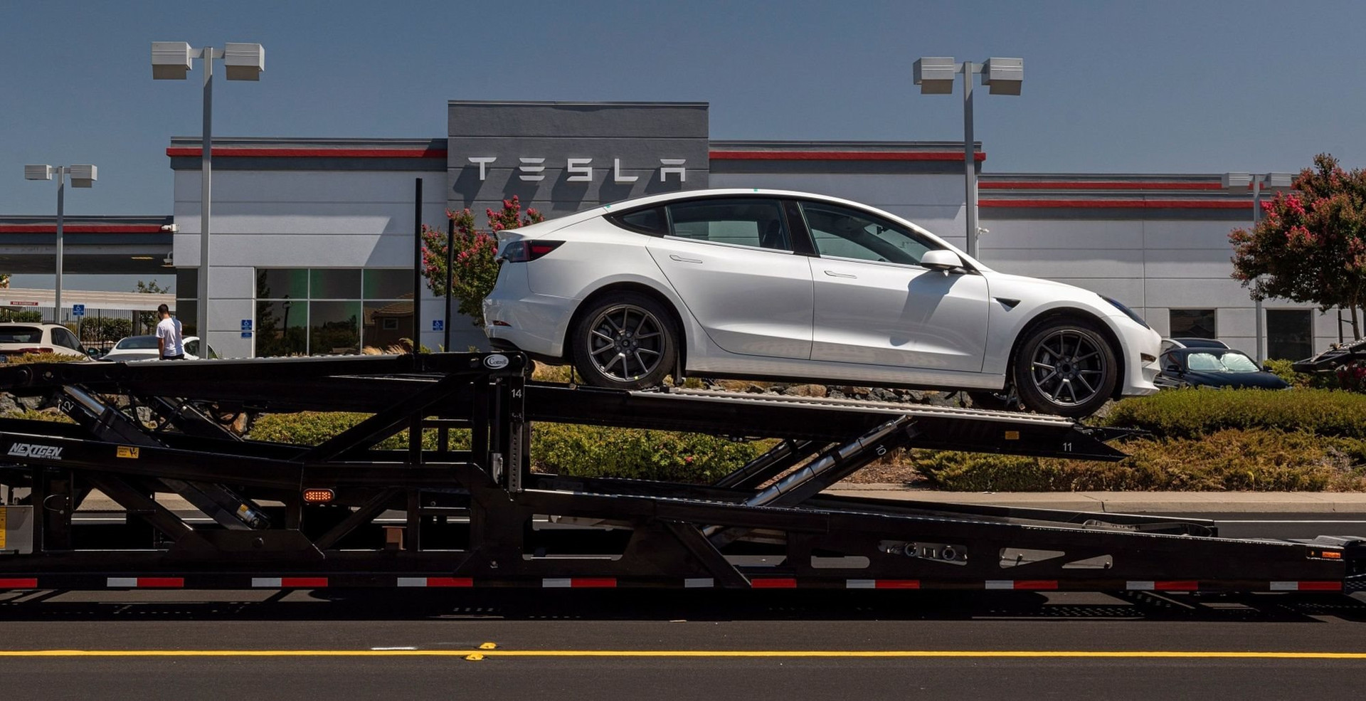 Sự thật về Tesla: Chỉ là một hãng sản xuất ô tô 'tầm thường' dù từng có định giá hơn 1,2 nghìn tỷ đô?