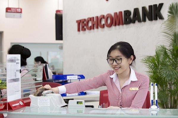 Techcombank kinh doanh ra sao trong năm 2022?