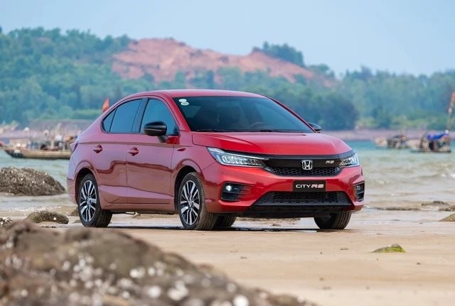 Phân khúc xe hot nhất Việt Nam đua giảm giá sập sàn - khách mua tiết kiệm được vài chục triệu