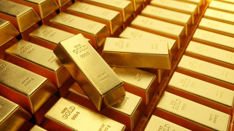 is-it-the-right-time-to-invest-in-gold-2560x1440-opt.jpg