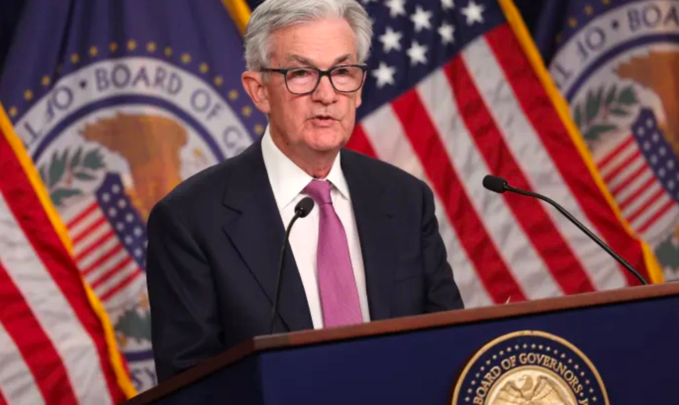 Chủ tịch Fed cảnh báo NHTW sẽ tiếp tục tăng lãi suất, lộ trình thắt chặt chính sách 'còn lâu mới kết thúc' 