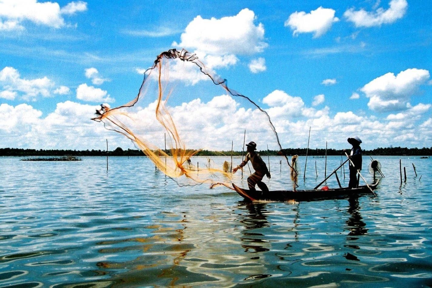 Làm thế nào một công ty dệt lưới đánh cá có thể tạo ra hàng trăm tỷ đồng doanh thu với chỉ vỏn vẹn 5 tỷ đồng máy móc thiết bị?