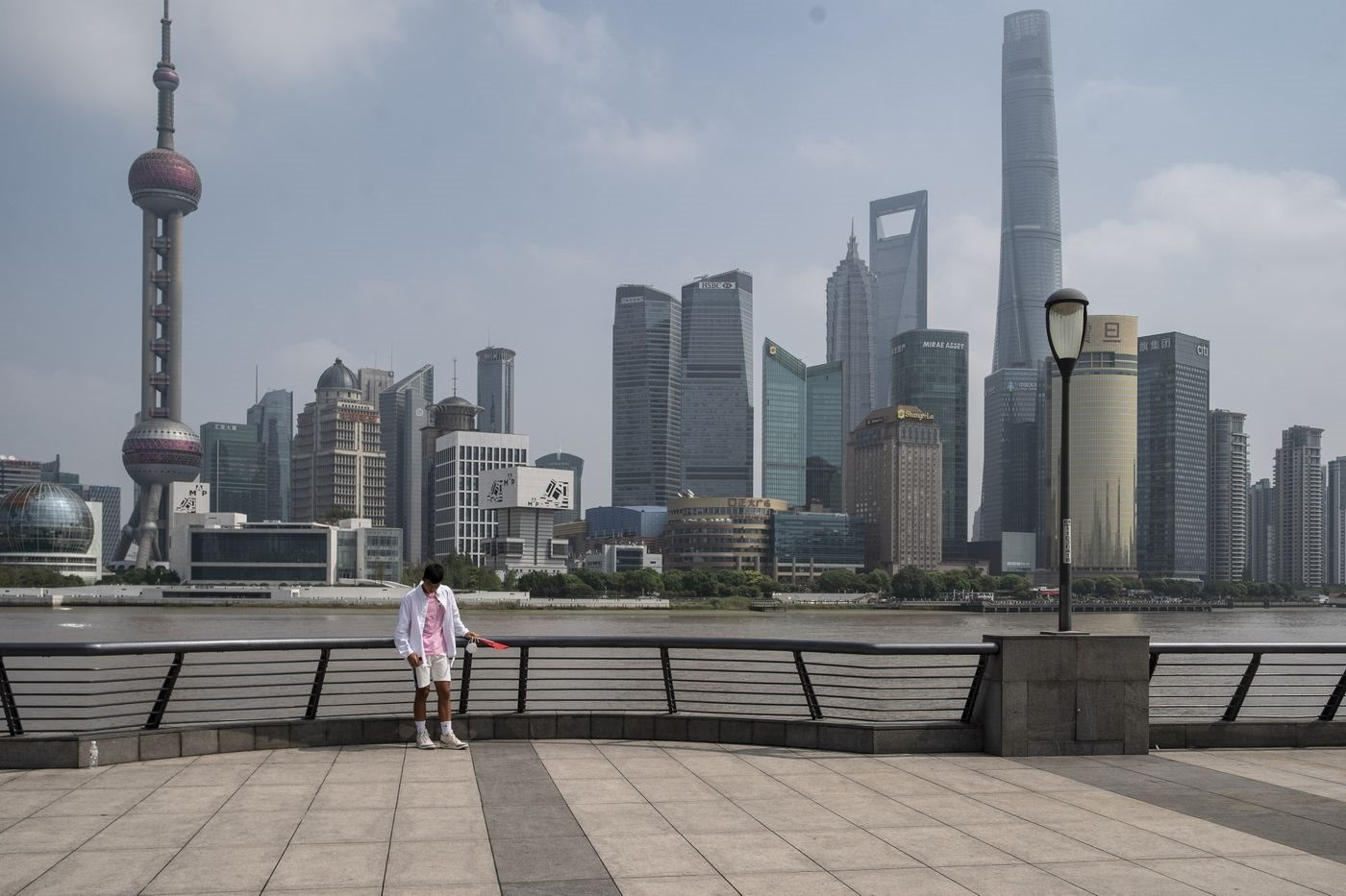 Cách Trung Quốc âm thầm né tránh những ‘cơn gió ngược’ mà ngành ngân hàng toàn cầu đang đối mặt 