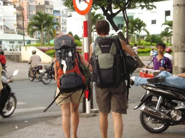 Du lịch Việt Nam đau đầu giải bài toán khách quốc tế: Chọn "Tây ba lô" hay du khách sang chảnh?