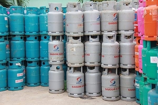 Giá gas giảm hơn 60.000 đồng/bình 12 kg từ ngày 1/4