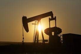 Vì động thái bất ngờ này của Nga và OPEC, lãi suất sẽ neo ở mức cao trong thời gian lâu hơn nữa?