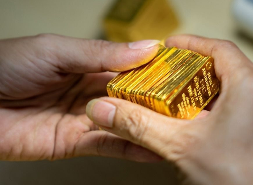 Mua vàng nhẫn hay SJC để tận dụng đà tăng của giá vàng?