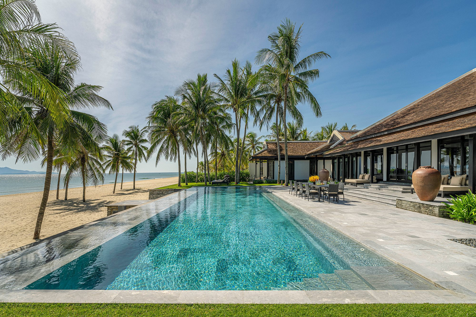 5-bedroom-beach-front-pool-villa-3-1-.jpg