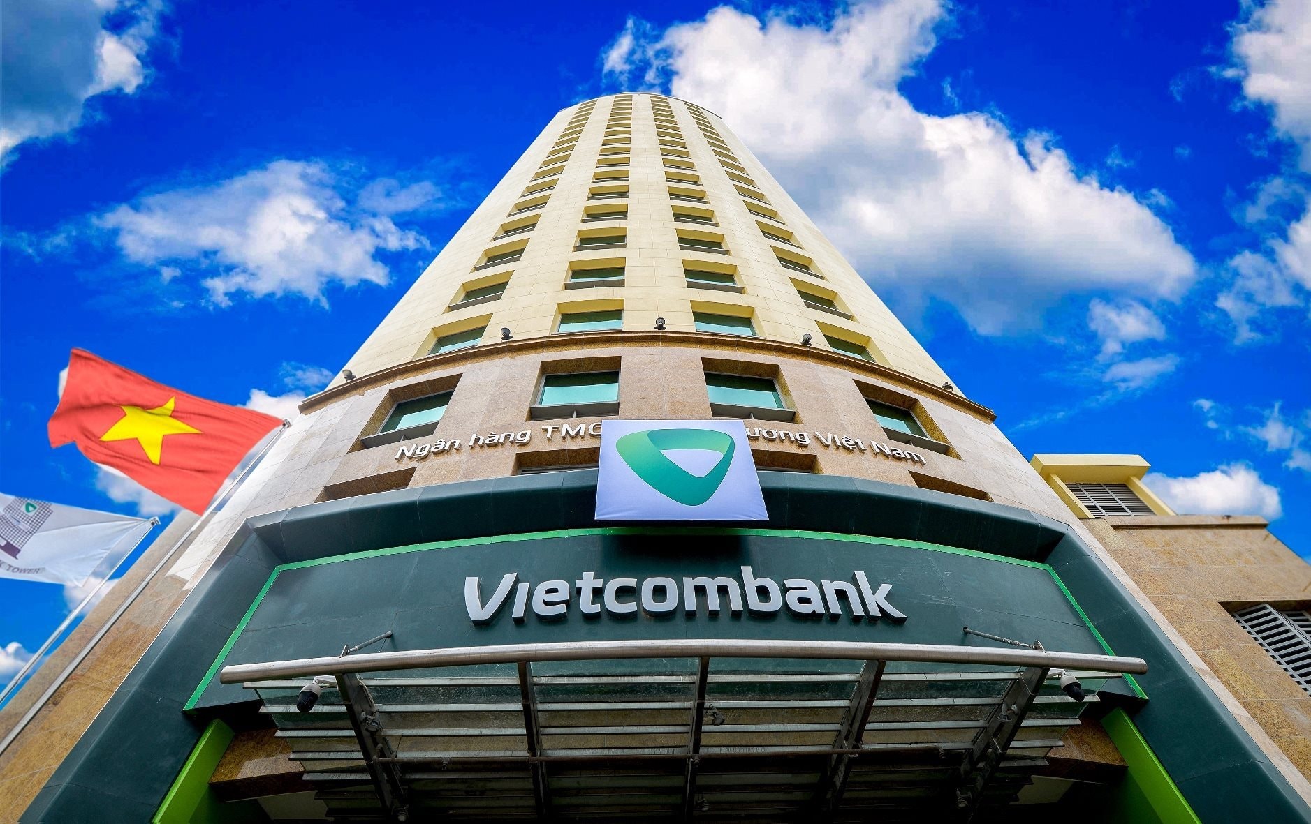 Vietcombank lãi 11.200 tỷ trong quý I, dự kiến trả cổ tức 18,1% trong tháng 5