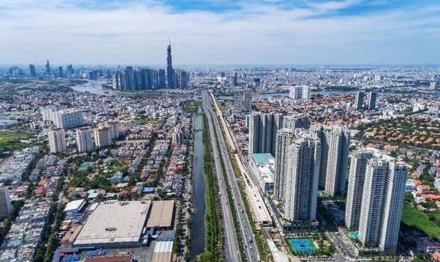 Savills: Chênh lệch giữa giá nhà và thu nhập tại TP.HCM cao thứ 2 trong khu vực