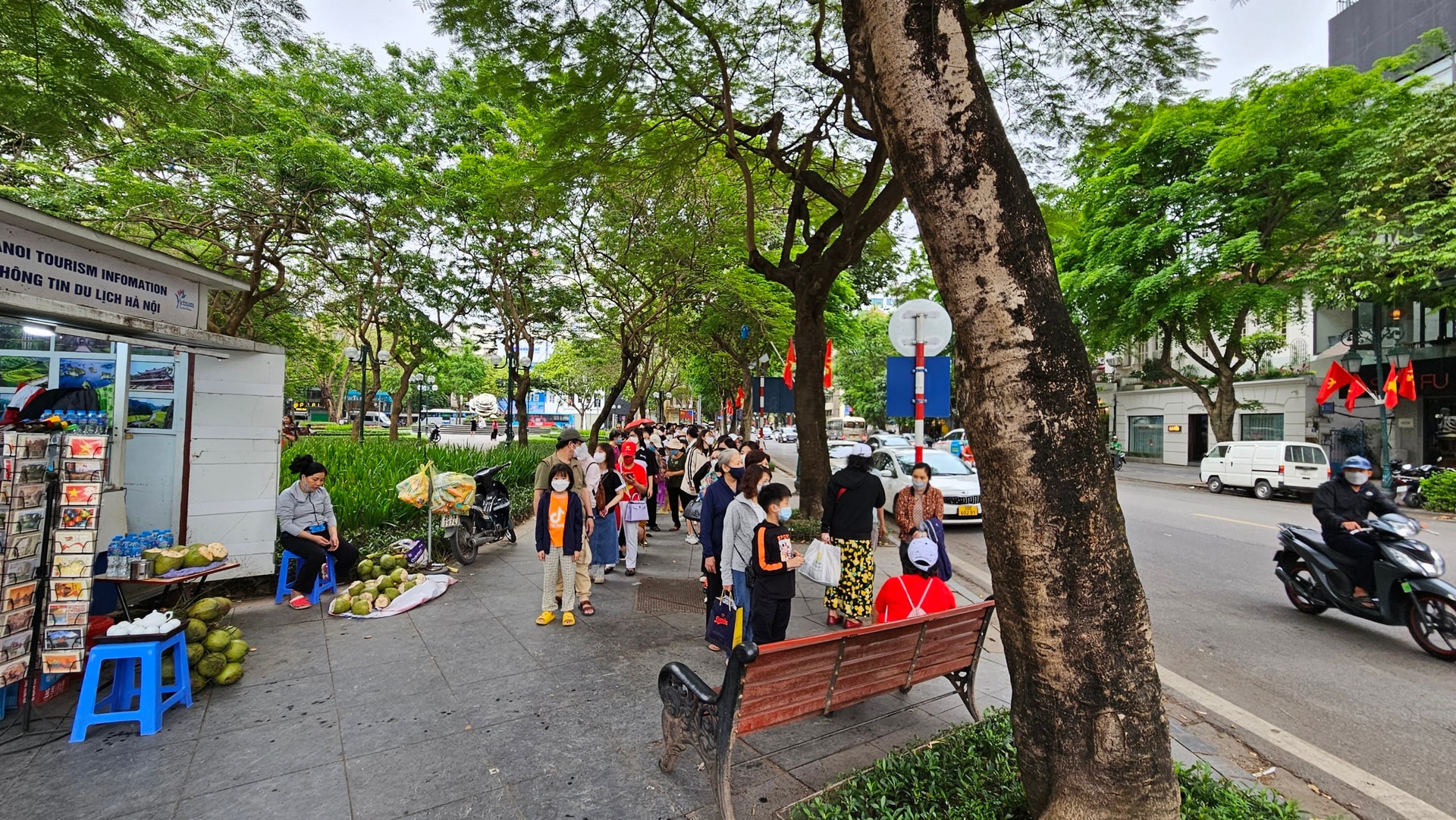z4306779963260_8daa72a26d185454cc0c733fe5057e6d.jpg