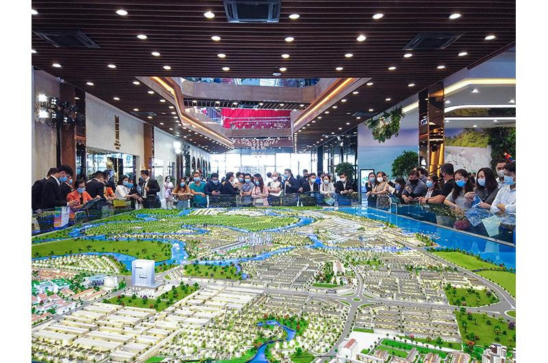 Người Việt mua BĐS để đầu tư cao hàng đầu khu vực, người càng nắm giữ nhiều nhà đất càng muốn mua thêm