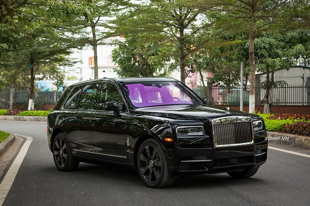 Rolls-Royce Cullinan 40 tỷ đồng bị bỏ quên ở cảng Hải Phòng gần 1 năm chưa có người nhận