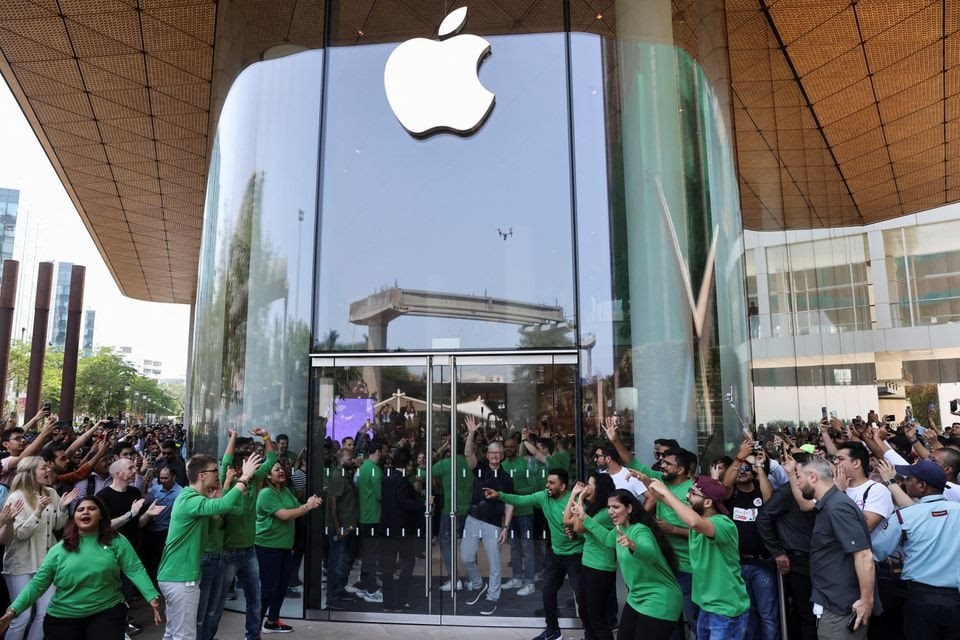 apple-india-reuters-1481.jpg