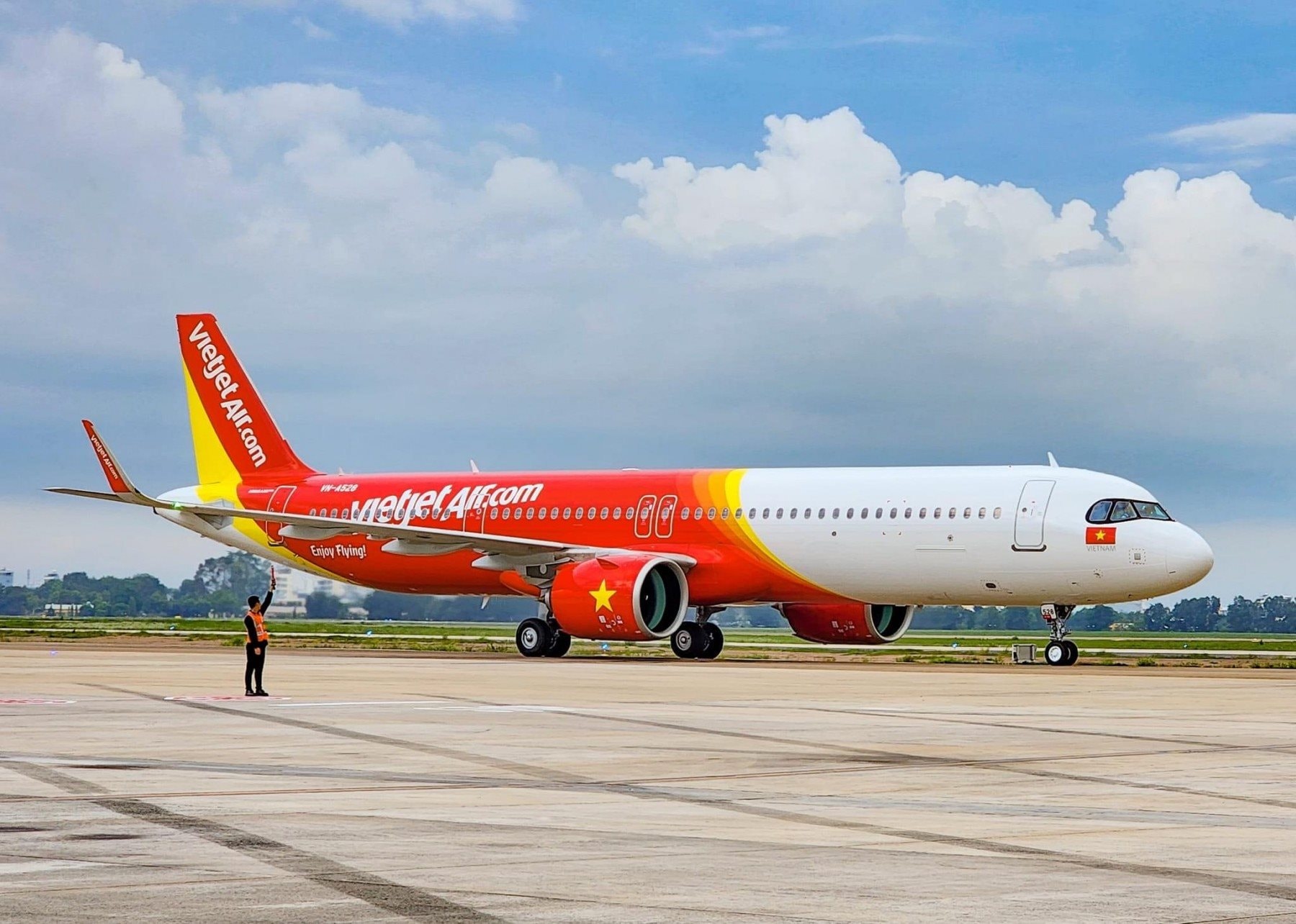 Một tuần Vietjet đón 3 tàu bay mới A321 neo ACF từ Airbus