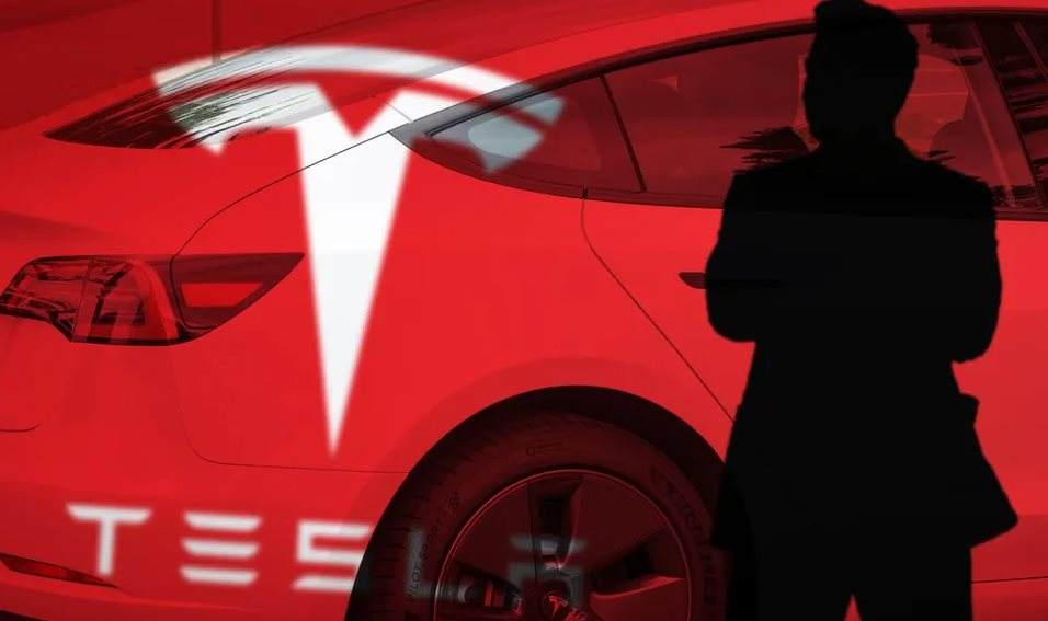 Tesla áp dụng chiến lược có 102 dù cung vượt cầu, liệu Elon Musk đang khôn ngoan ‘dẫn trước’ hay chỉ là định giá theo cảm tính cá nhân?