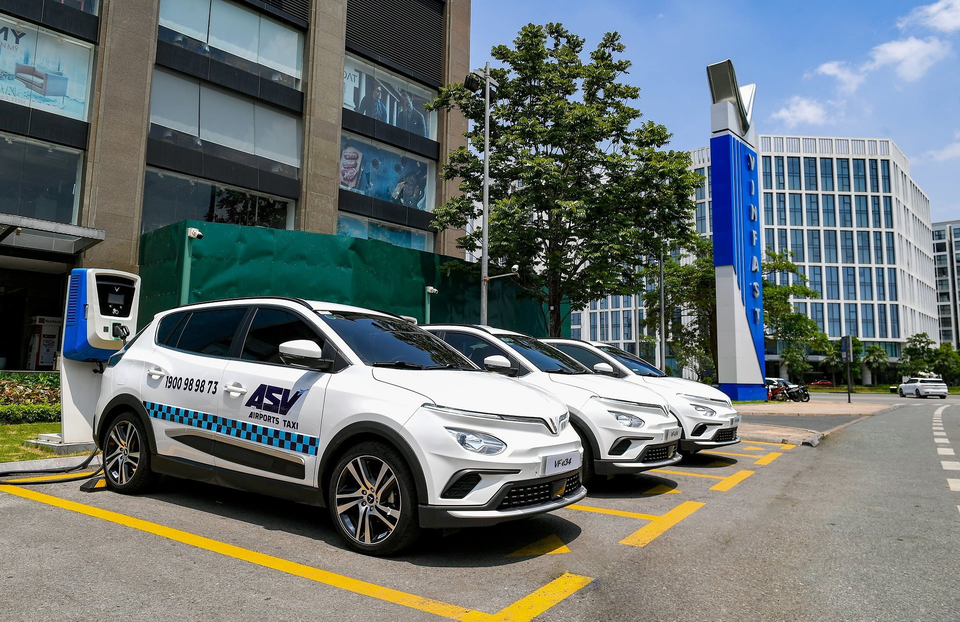 ASV Airports Taxi thuê 500 ô tô điện VinFast từ GMS, sẽ có taxi điện đưa đón khách đi Nội Bài, Tân Sơn Nhất