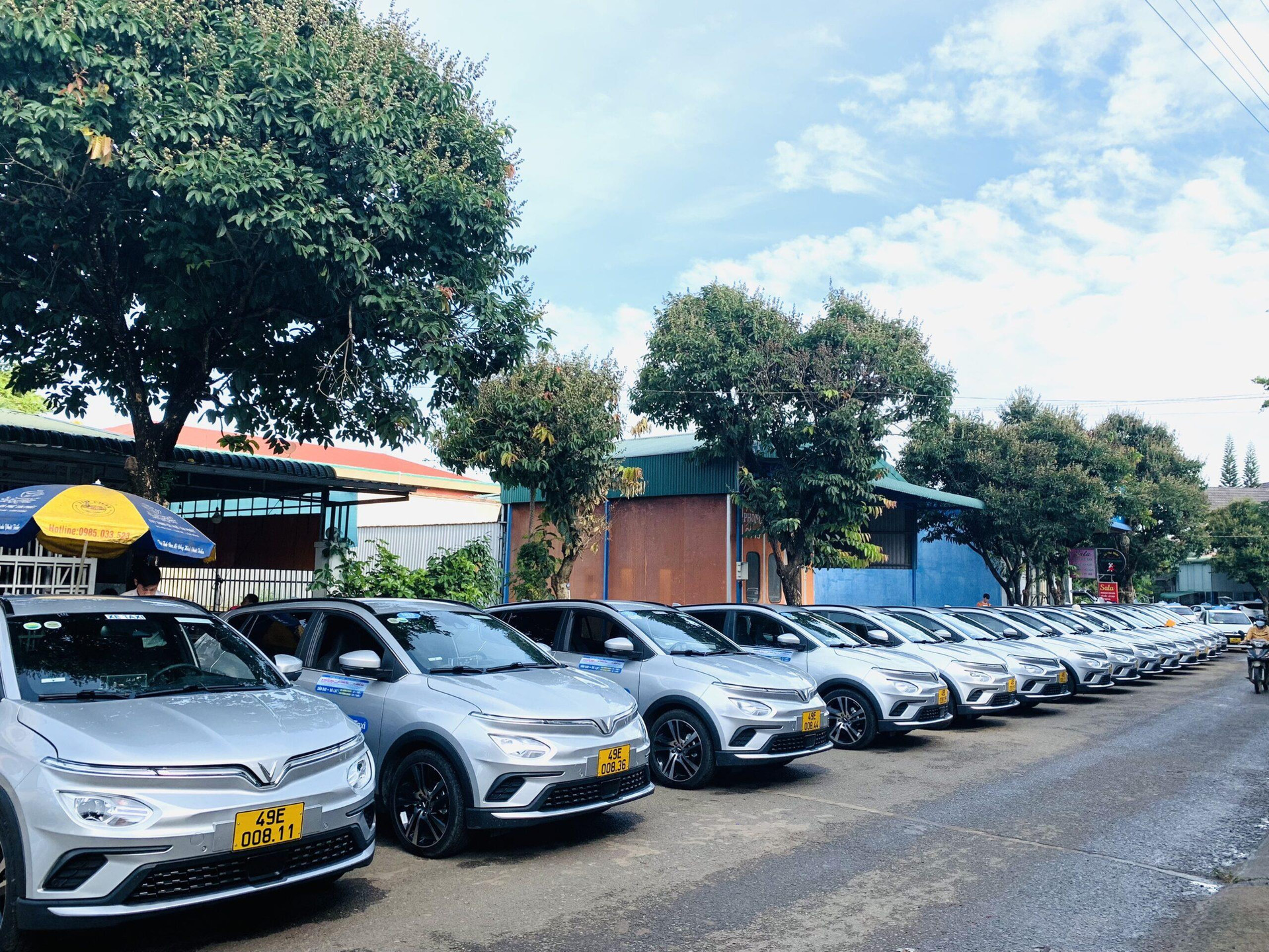 Lado Taxi mua thêm 300 xe VF 5 Plus, nâng đội xe điện lên gần 1.000 chiếc