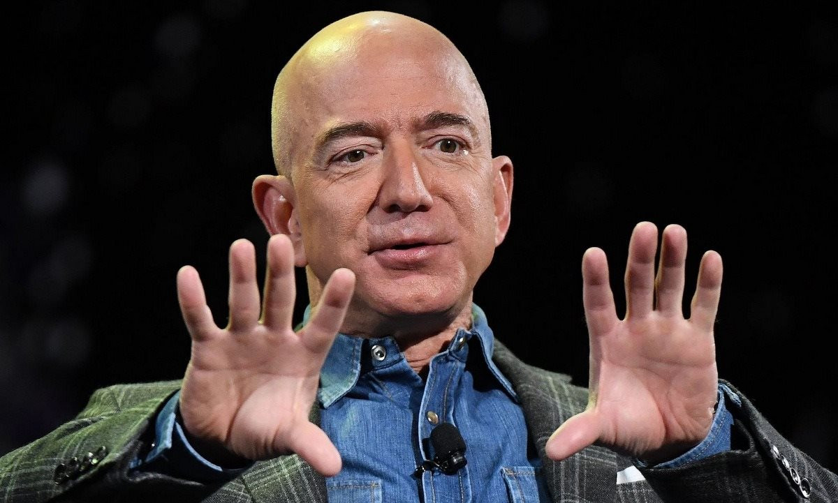 5 bí quyết đầu tư của ông chủ Amazon Jeff Bezos: Giúp thu phục khách hàng, giữ chân đối tác, khiến đối thủ phải nể phục