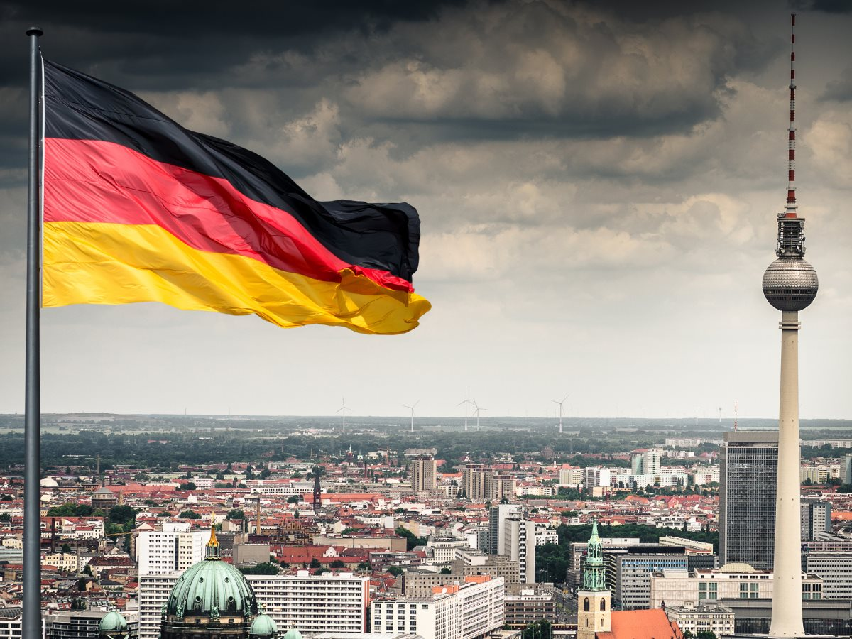 Kinh tế Đức gặp ‘cú sốc’ lớn, ngành chủ lực bị chính người dân ‘mặc kệ’: Điều gì đang quật ngã nền kinh tế hùng mạnh nhất châu Âu?