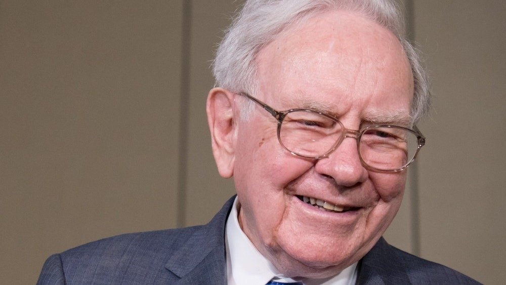 Thành triệu phú nhờ làm hàng xóm với Warren Buffett: Đầu tư 67.000 USD rồi lãi gấp 370 lần