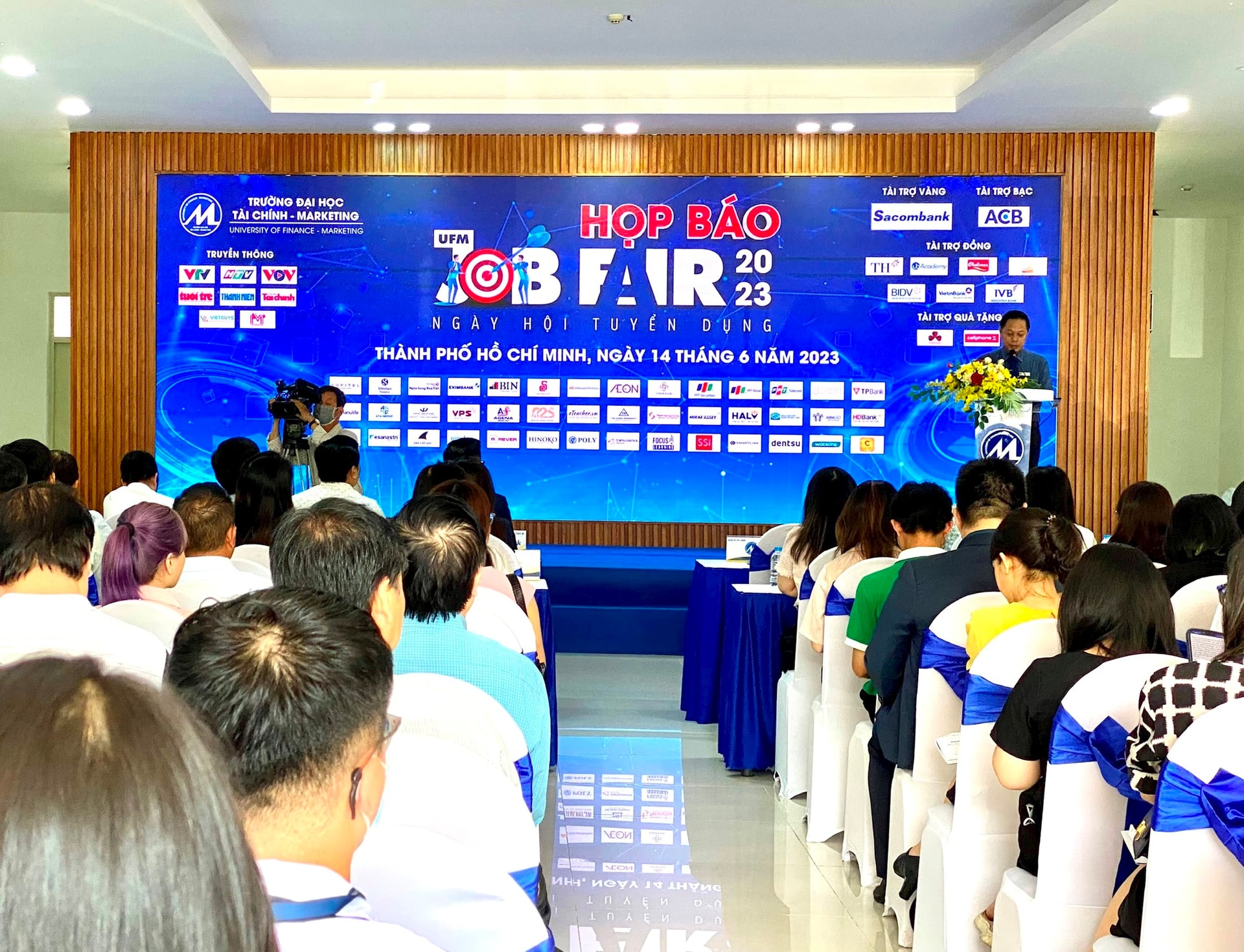 Cơ hội tiếp cận hơn 3.000 việc làm tại Job Fair 2023 cho sinh viên