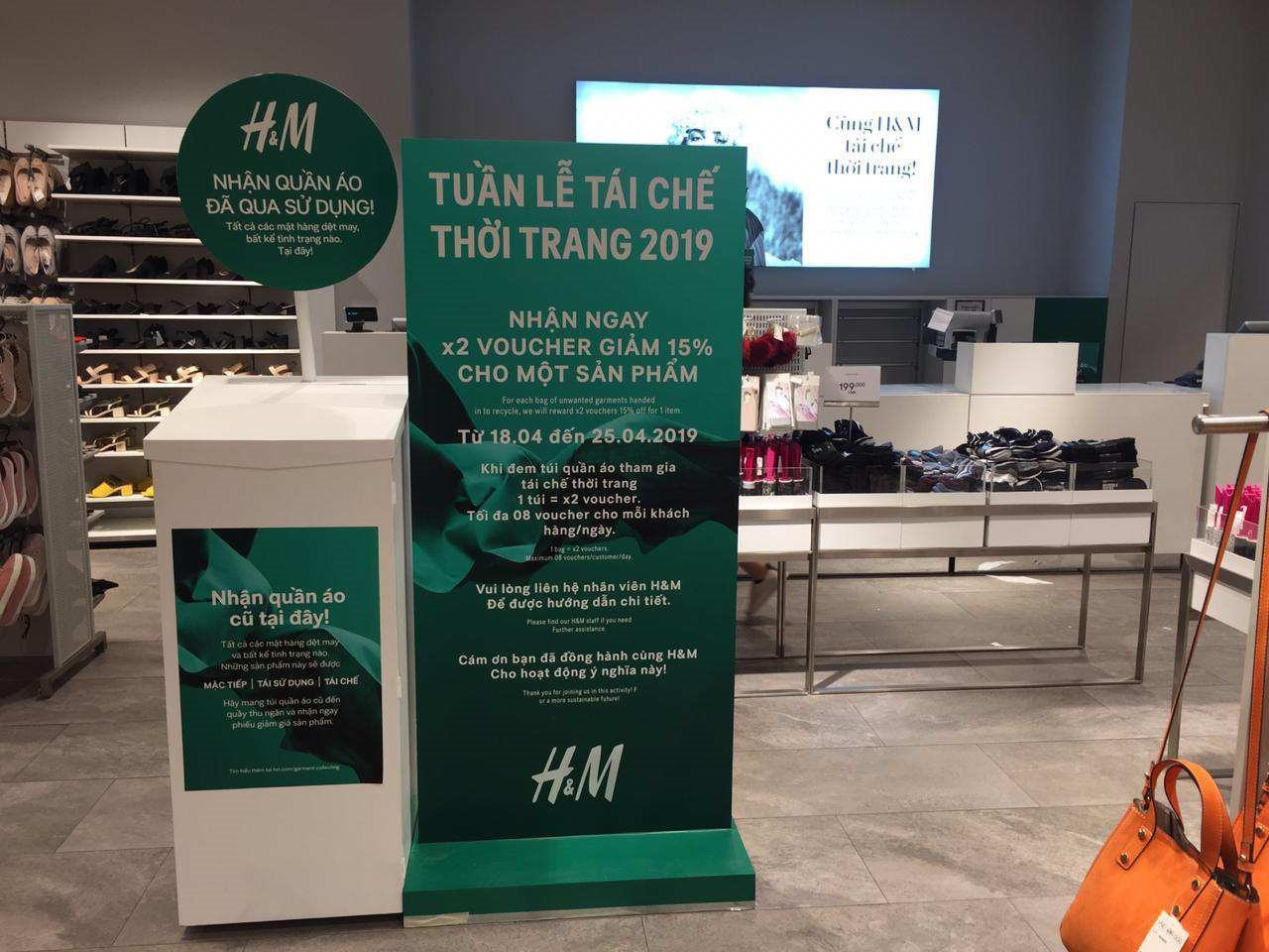 H&M và cú lừa gom quần áo cũ bán cho nước nghèo châu Phi: Thu gom 100 tấn tại Việt Nam, cam kết đem lại "cuộc sống mới" cho áo quần