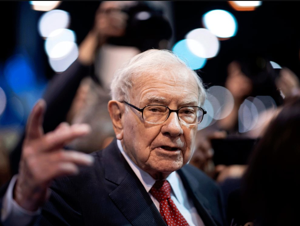 Thừa thắng khi có cổ phiếu tăng hơn 200%, tỷ phú Warren Buffett mạnh tay dốc tiền gấp đôi vào quốc gia châu Á này