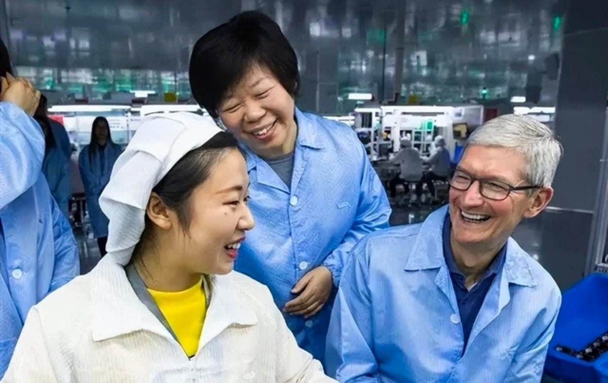 Cô công nhân làm việc 10 năm tại Foxconn chuyển mình làm chủ tịch công ty linh kiện điện tử lớn thứ 2 Trung Quốc: Thoát nghèo cũng nhờ chữ "liều"