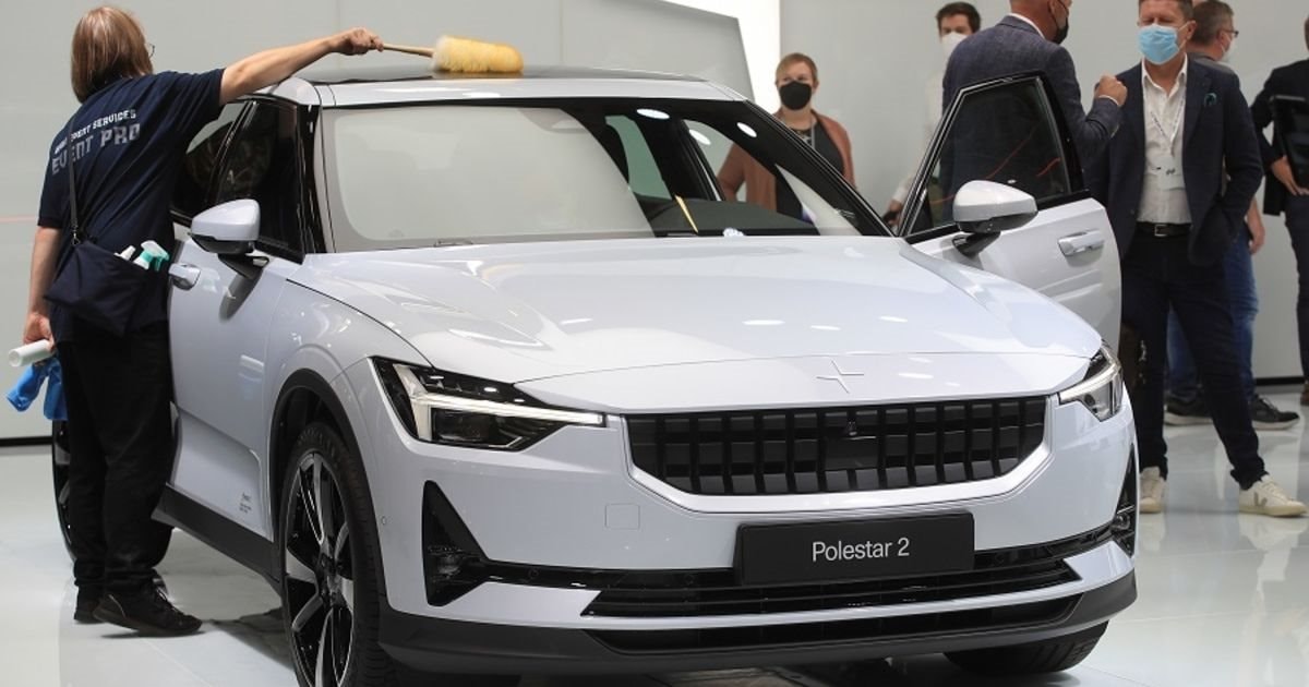 polestar-2-munich-show-2021-rtrs-web.jpg